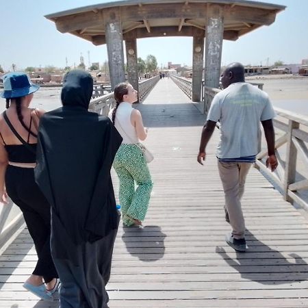 סאלי פורטודל Auberge Africa Thiossane מראה חיצוני תמונה
