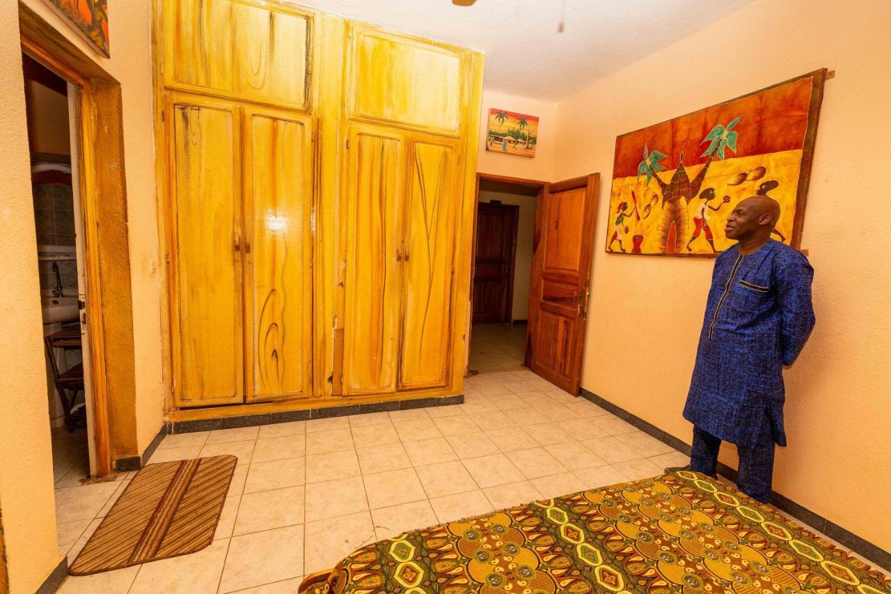 סאלי פורטודל Auberge Africa Thiossane מראה חיצוני תמונה