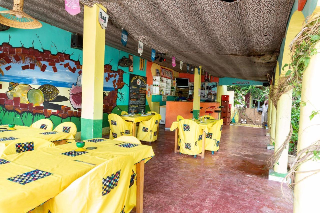 סאלי פורטודל Auberge Africa Thiossane מראה חיצוני תמונה