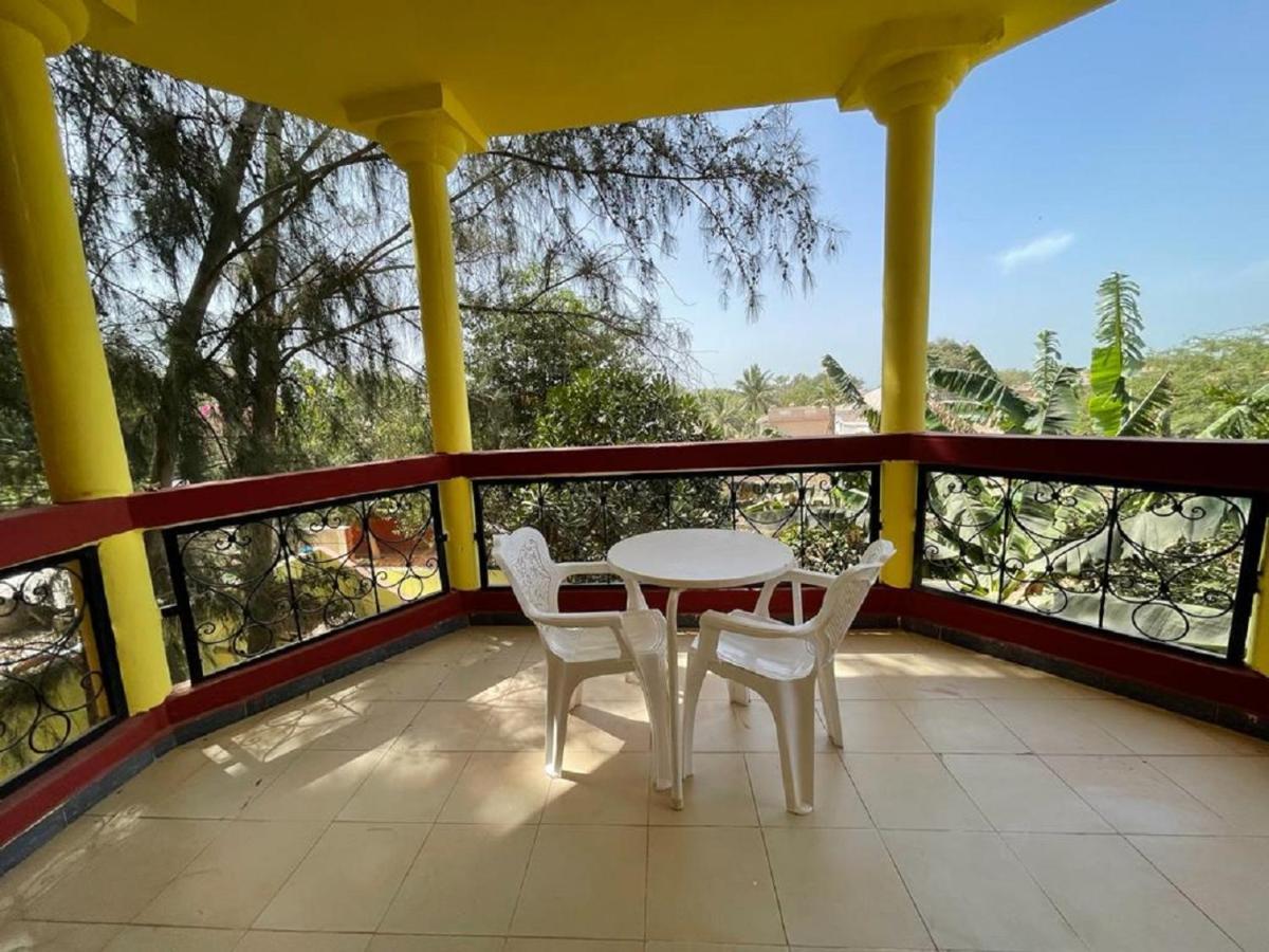 סאלי פורטודל Auberge Africa Thiossane מראה חיצוני תמונה