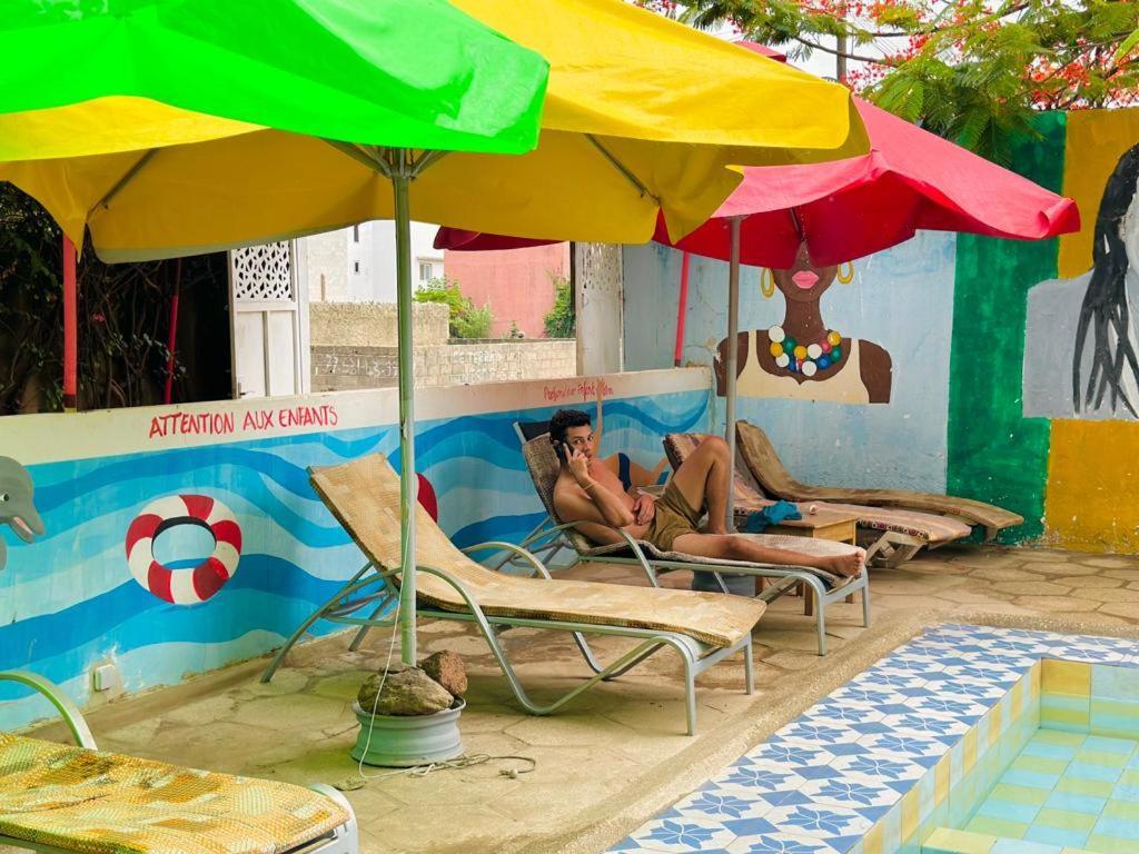 סאלי פורטודל Auberge Africa Thiossane מראה חיצוני תמונה